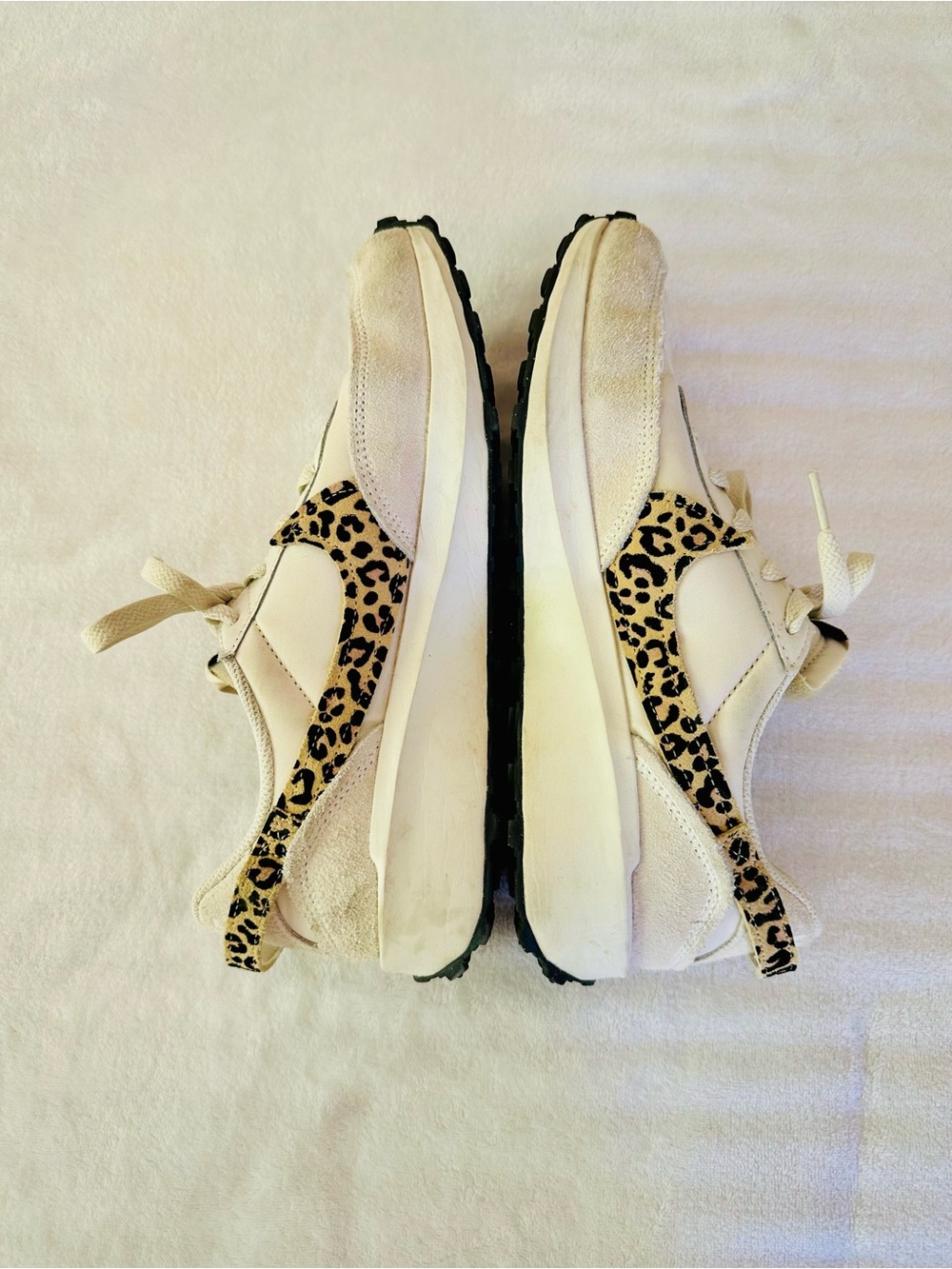 Nike - women’s size 9 - waffle debut leopard - Picture 7 of 12